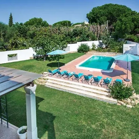 Sleeps 8 With Pool Air Con And Wifi *